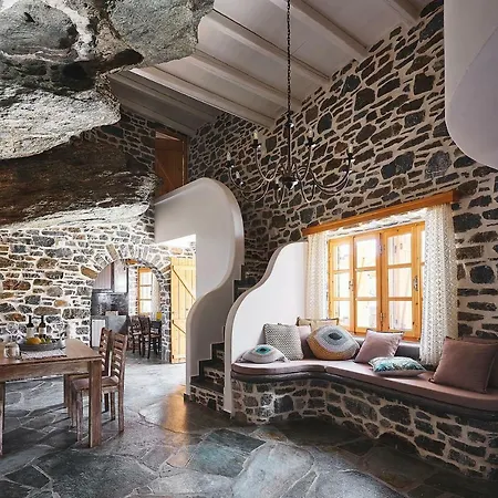 빌라 Monadi Kanala